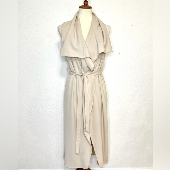 Nude Duster Vest - Picture 3 of 7